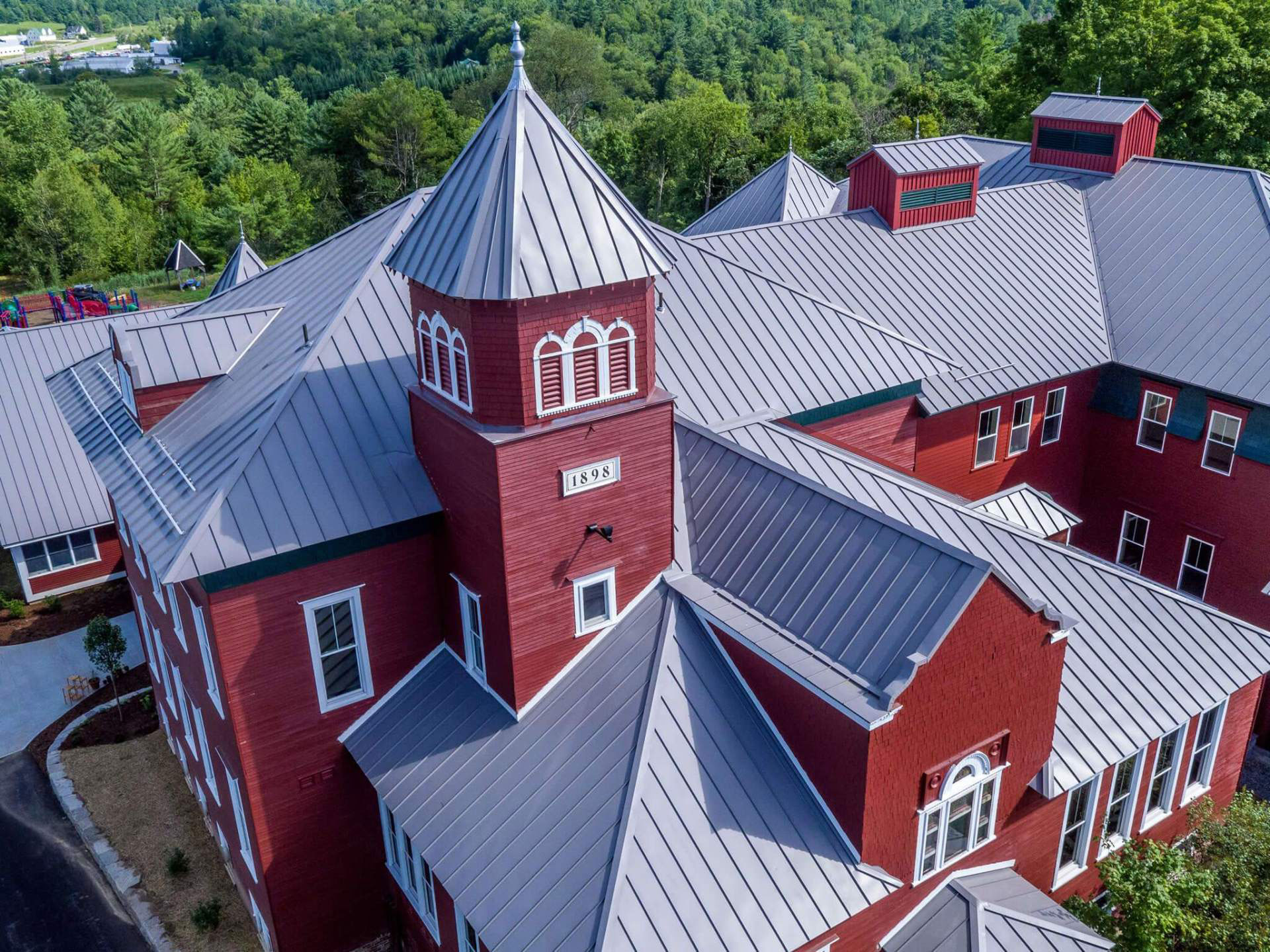 New standing seam roofing on Hyde Park Elementary School